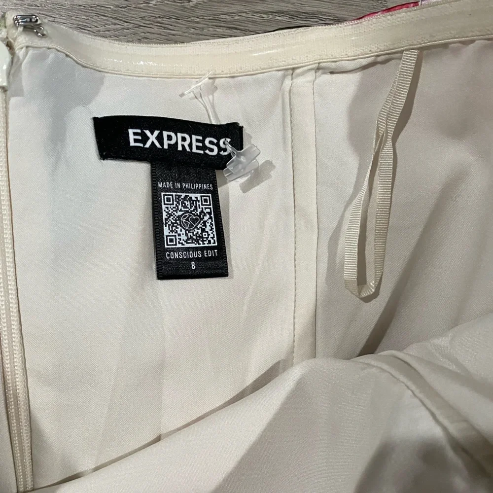 Express Women’s Floral‎ Strapless Romper